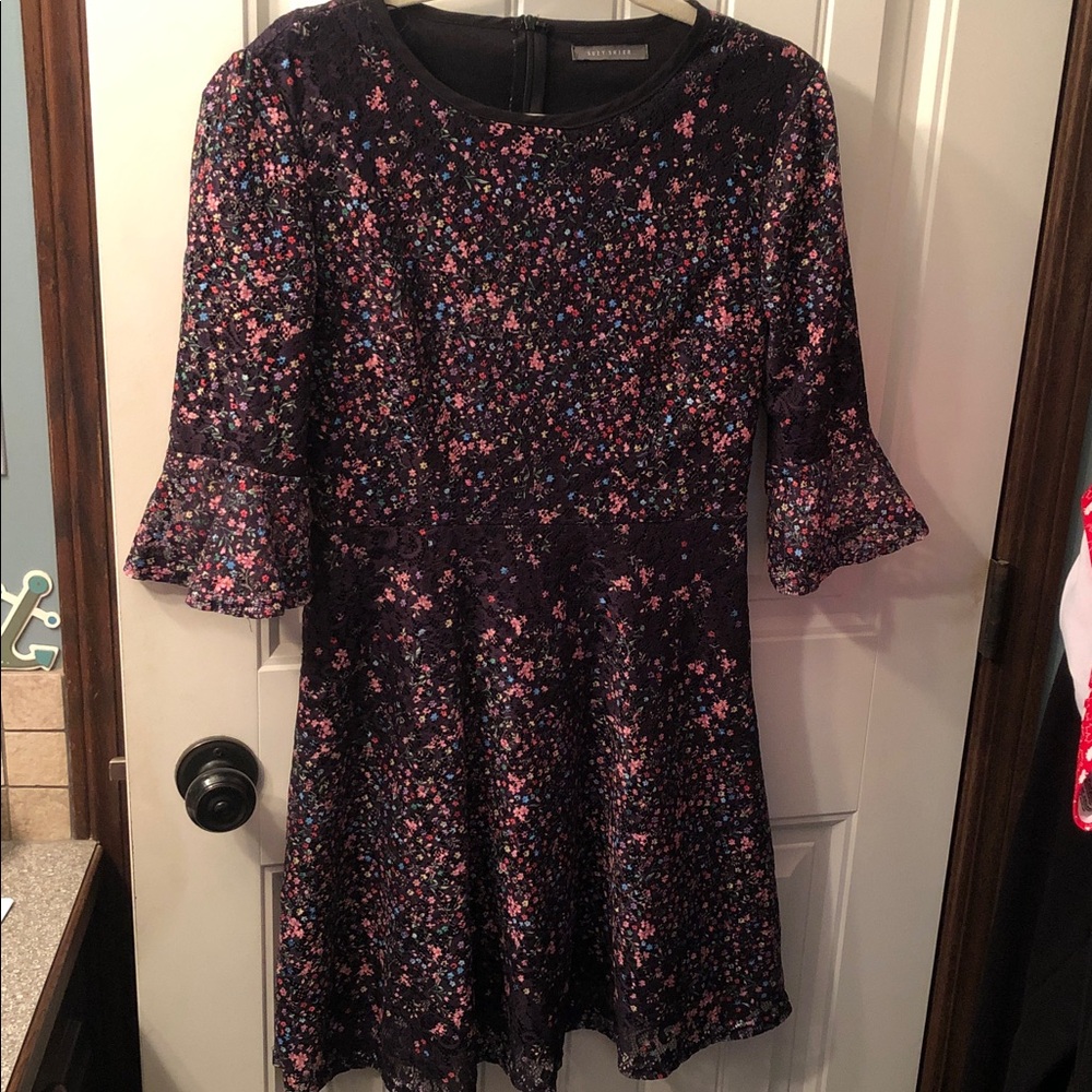 Smart Set Dress Size Small